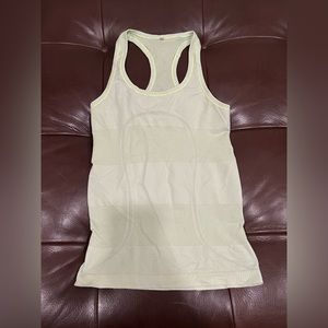 Women’s Green Lululemon Tank - Sz 4